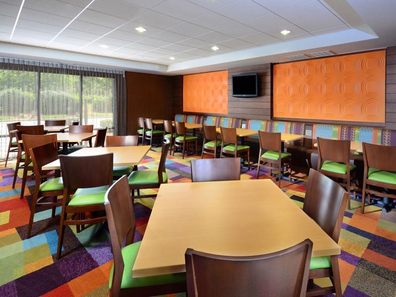 Fairfield Inn And Suites By Marriott Winston Salem/Hanes Exterior photo