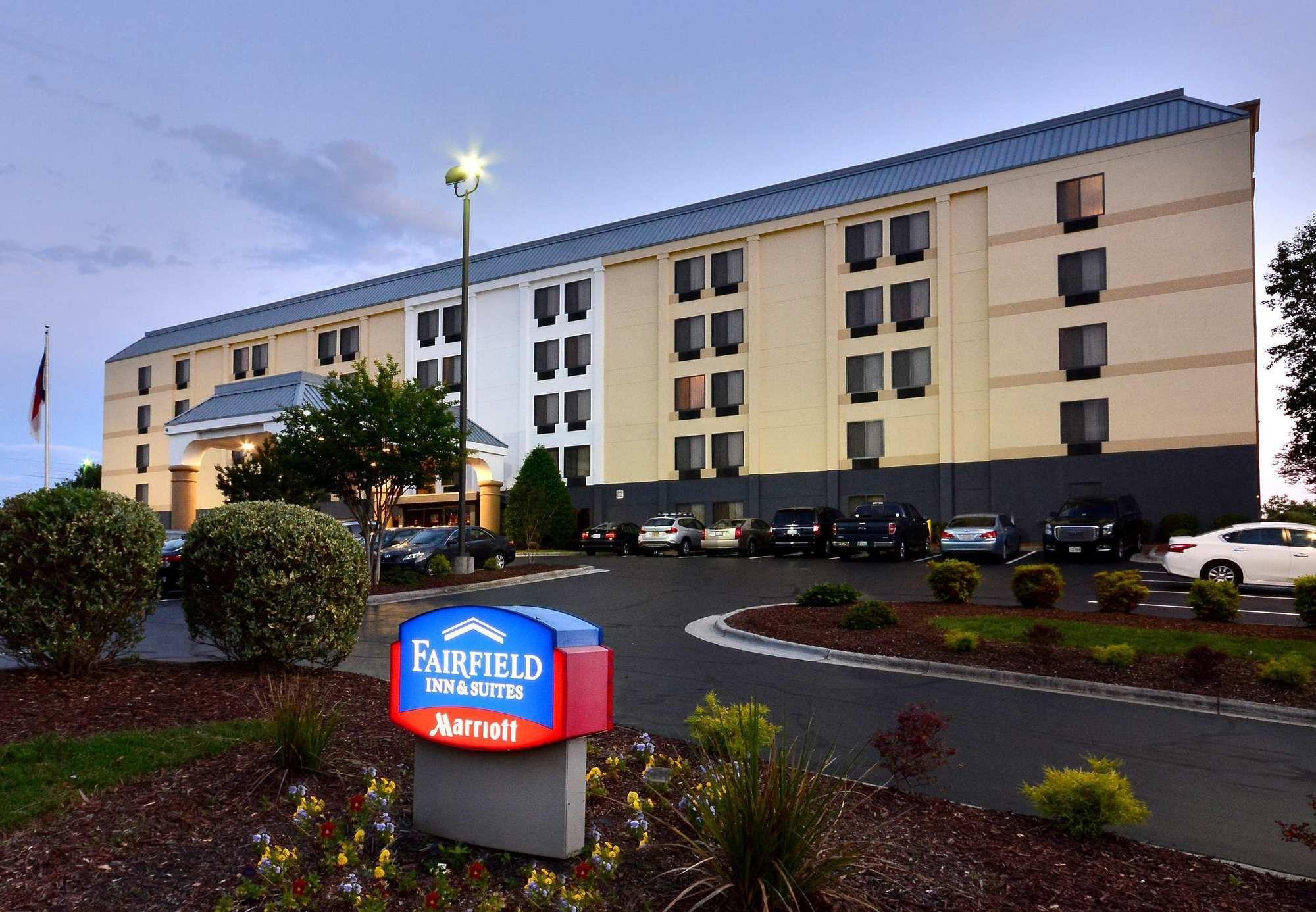 Fairfield Inn And Suites By Marriott Winston Salem/Hanes Exterior photo