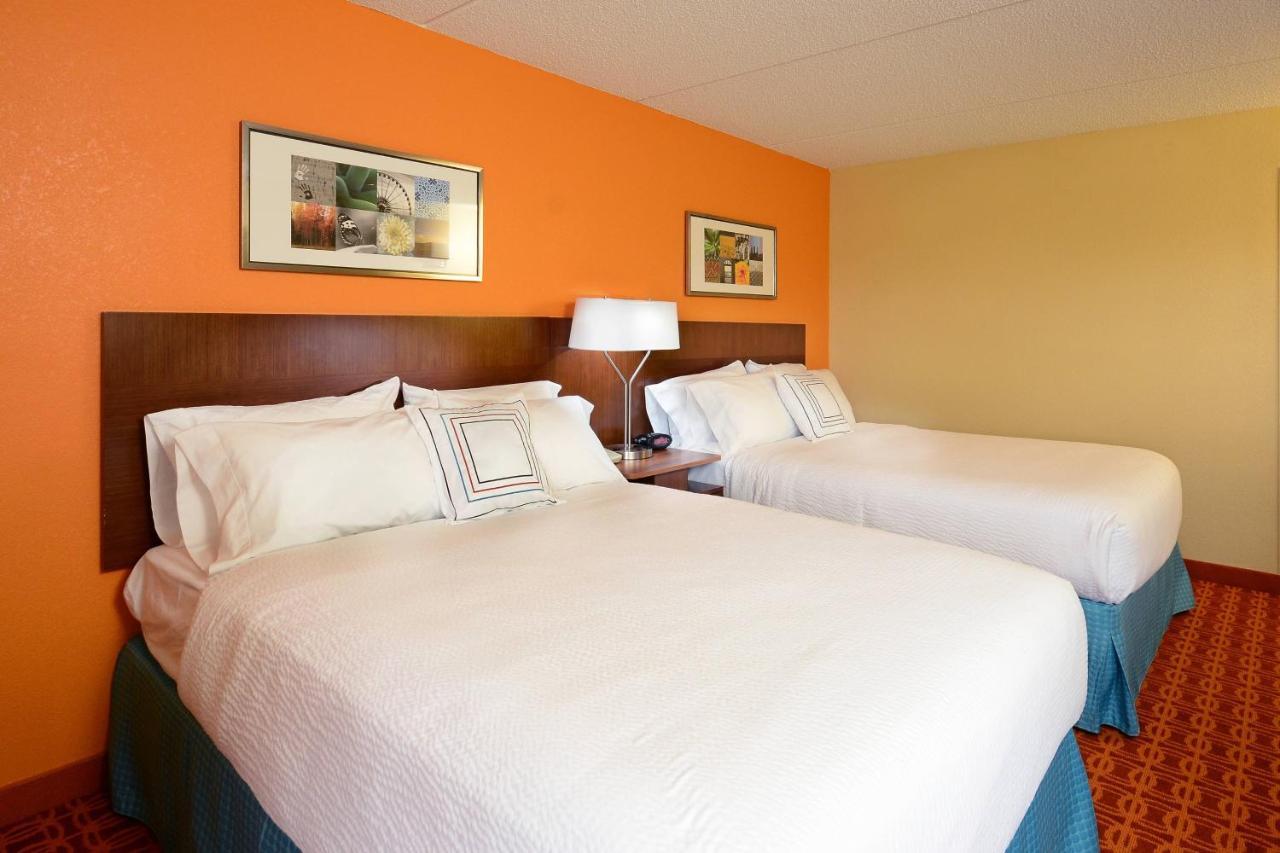 Fairfield Inn And Suites By Marriott Winston Salem/Hanes Exterior photo
