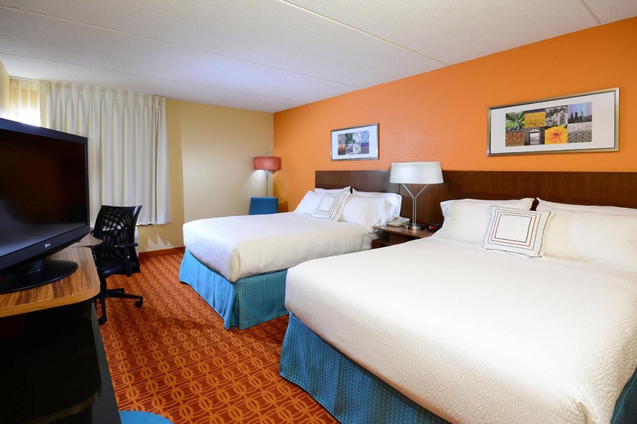 Fairfield Inn And Suites By Marriott Winston Salem/Hanes Exterior photo