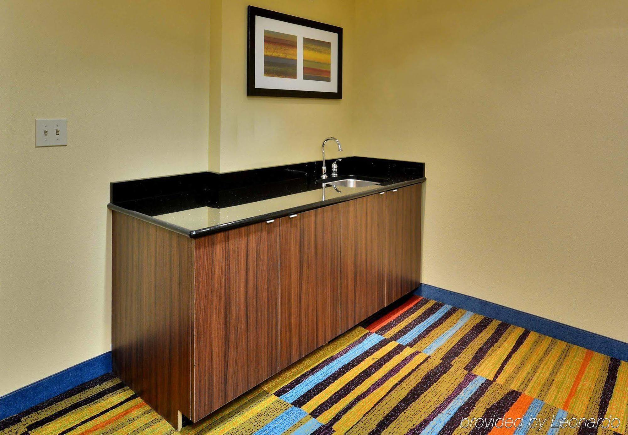 Fairfield Inn And Suites By Marriott Winston Salem/Hanes Exterior photo