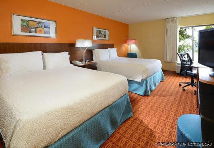 Fairfield Inn And Suites By Marriott Winston Salem/Hanes Exterior photo